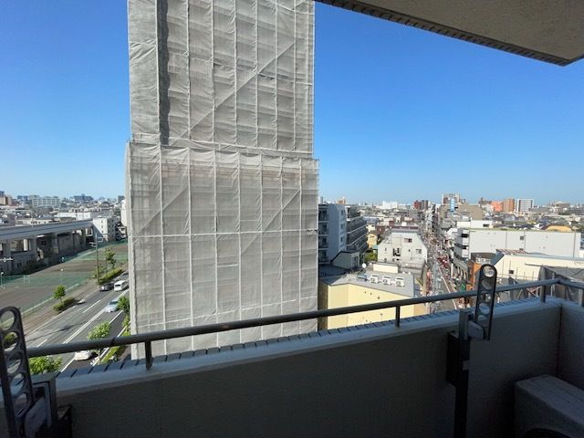 �y���]�z�@