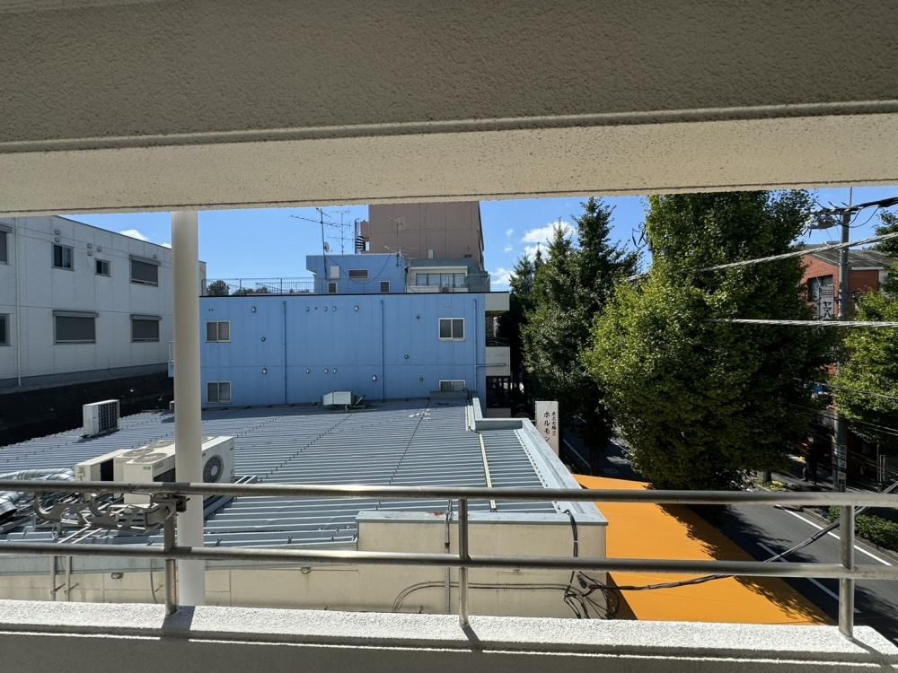 �y���]�z�@