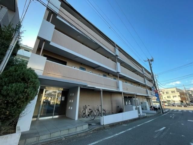 �y�����O�ρz�@