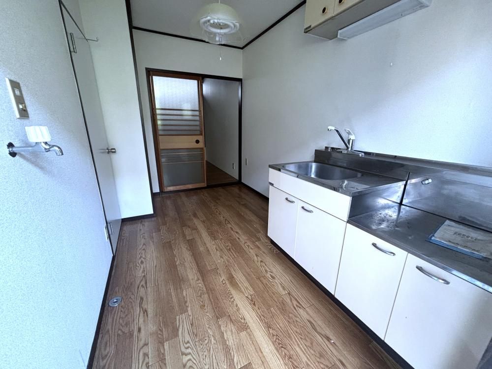 �y�L�b�`���z�@