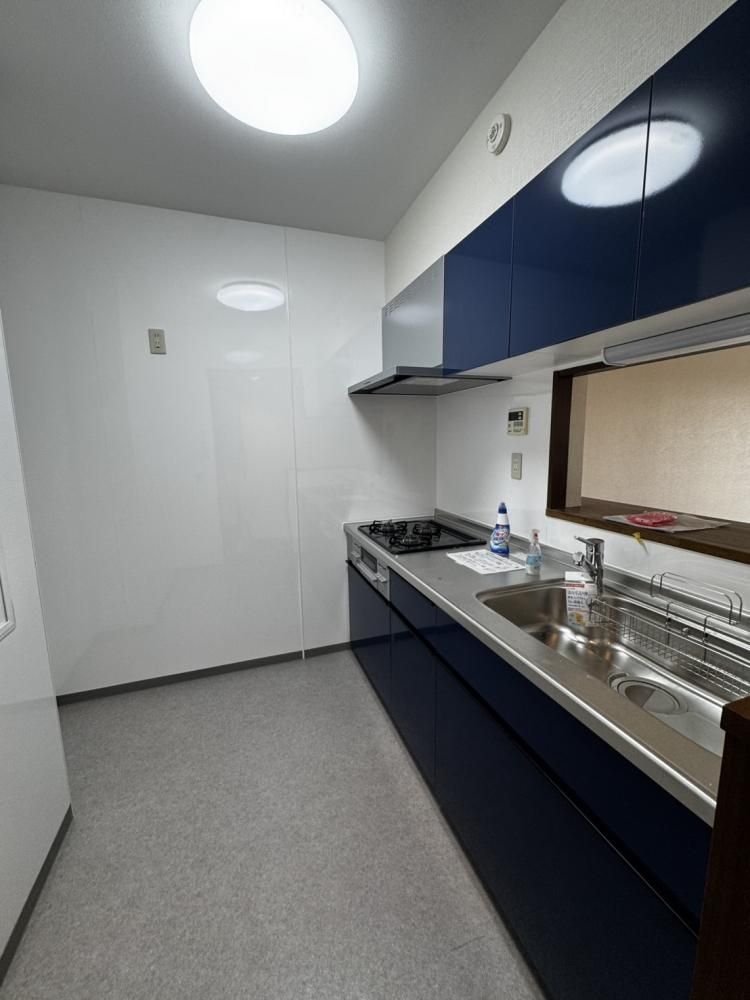 �y�L�b�`���z�@