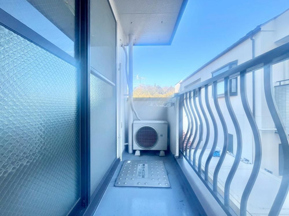 �y�o���R�j�[�z�@