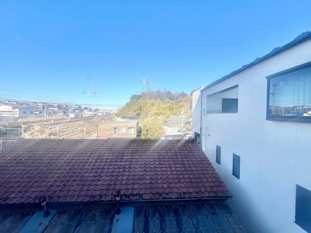 �y���]�z�@