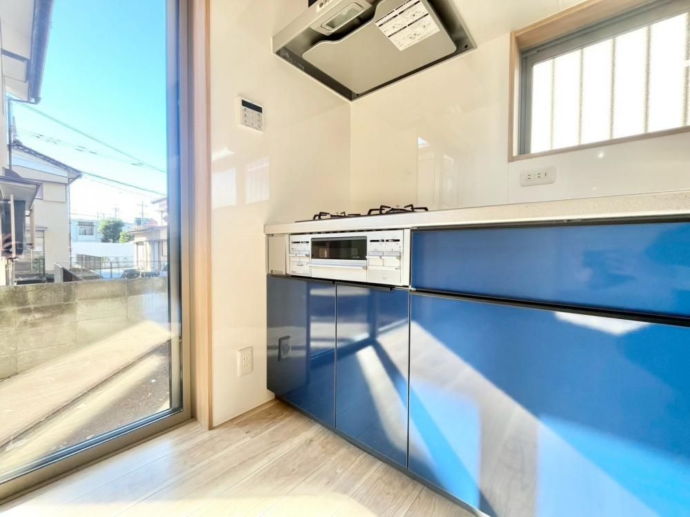 �y�L�b�`���z�@