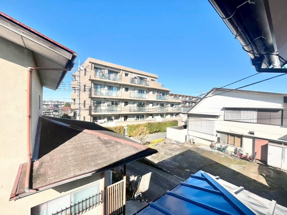 �y���]�z�@