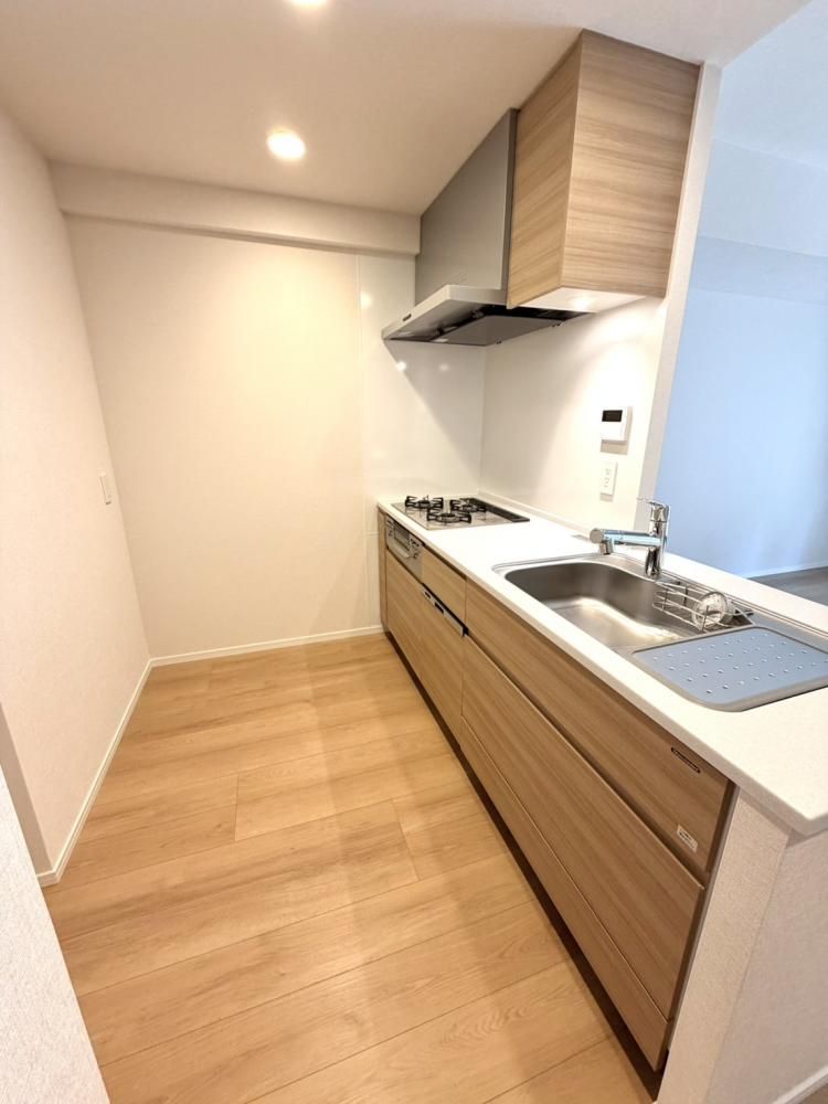 �y�L�b�`���z�@