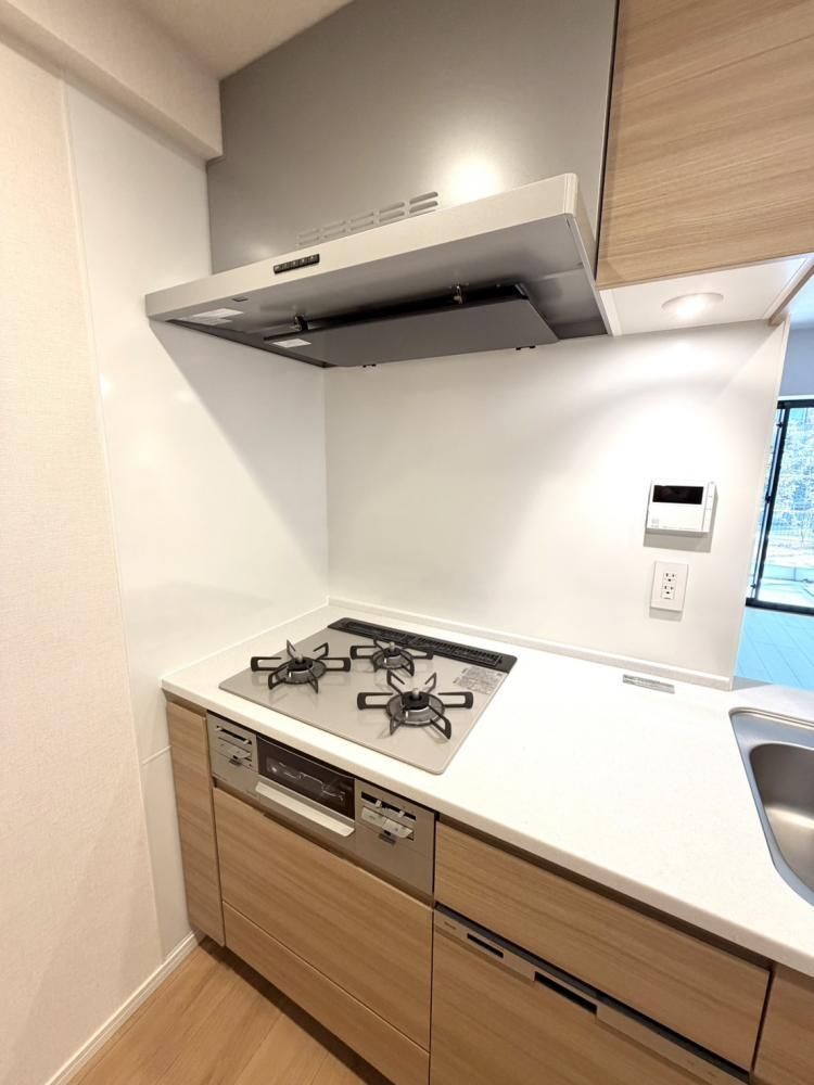 �y�L�b�`���z�@