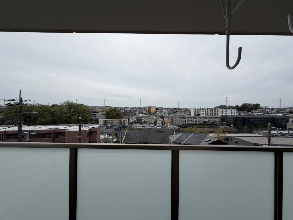 �y���]�z�@