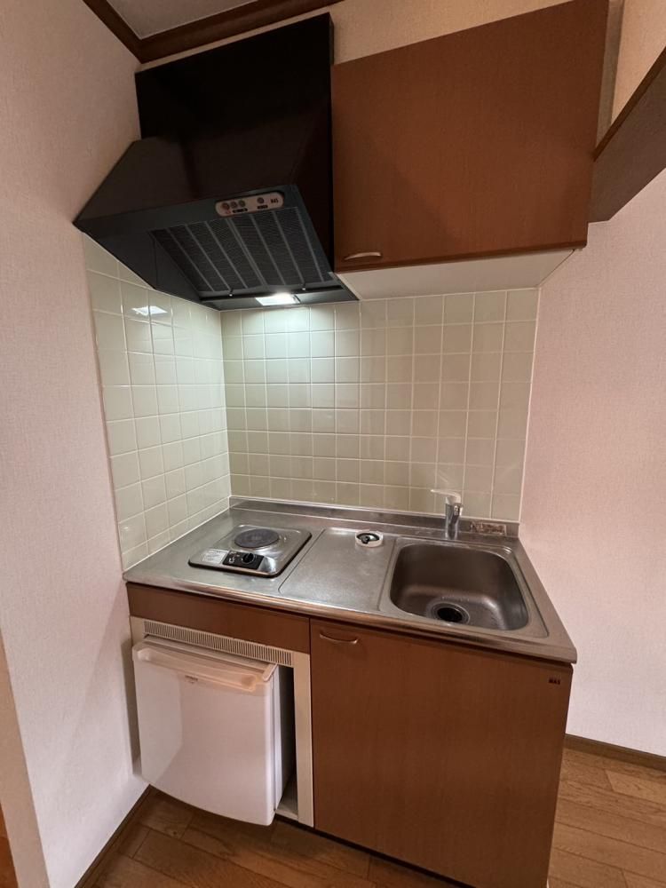 �y�L�b�`���z�@