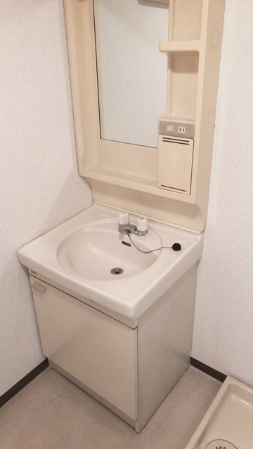 �y���ʏ��z�@