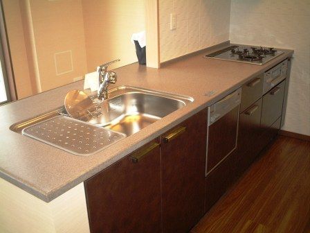 �y�L�b�`���z�@